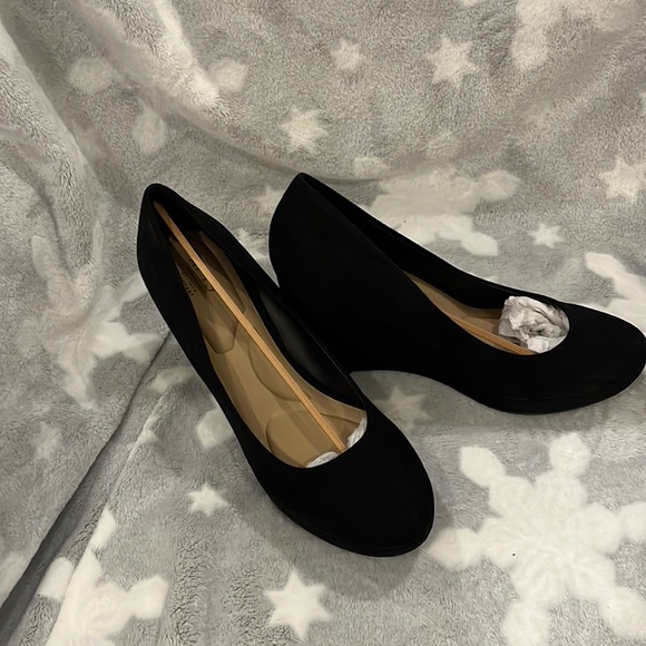 APT 9 black suede wedge shoes - Picture 1 of 5